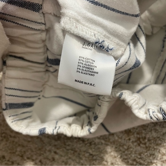 🚨 3 for $25 - Brandy Melville John Galt Tilden Pants - Picture 9 of 10